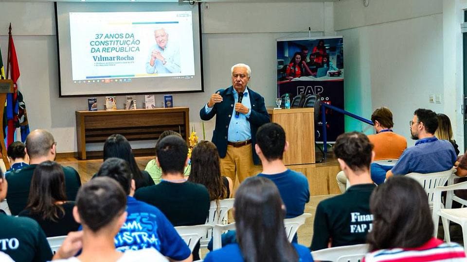 Faculdade Piracanjuba